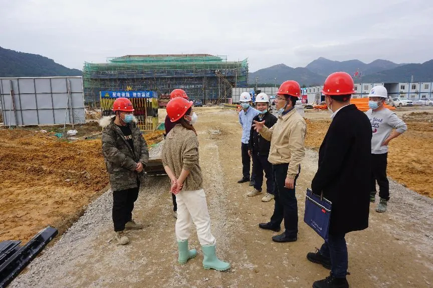 市多多28官网公司领导赴八都职教园开展春节前质量和安全检查指导工作